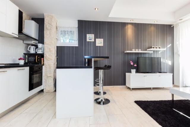 Apartments Elizabeth Biograd Na Moru Eksteriør bilde